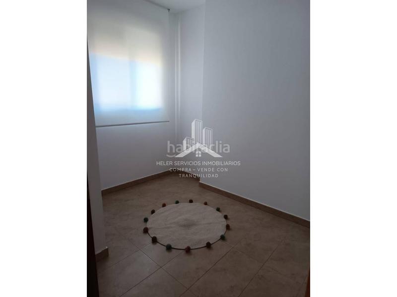 Foto 4ad77790-df65-4f94-92f8-fd5c28d25ec4. Pis a maría cases 19 a Onda