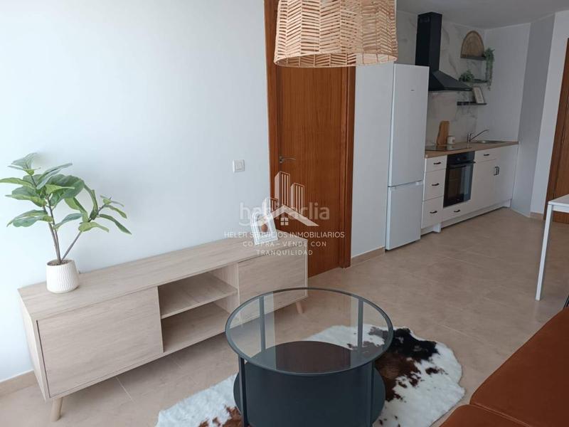 Foto a34eedcb-1ca8-40a0-8825-a373070d9ebd. Pis a maría cases 19 a Onda