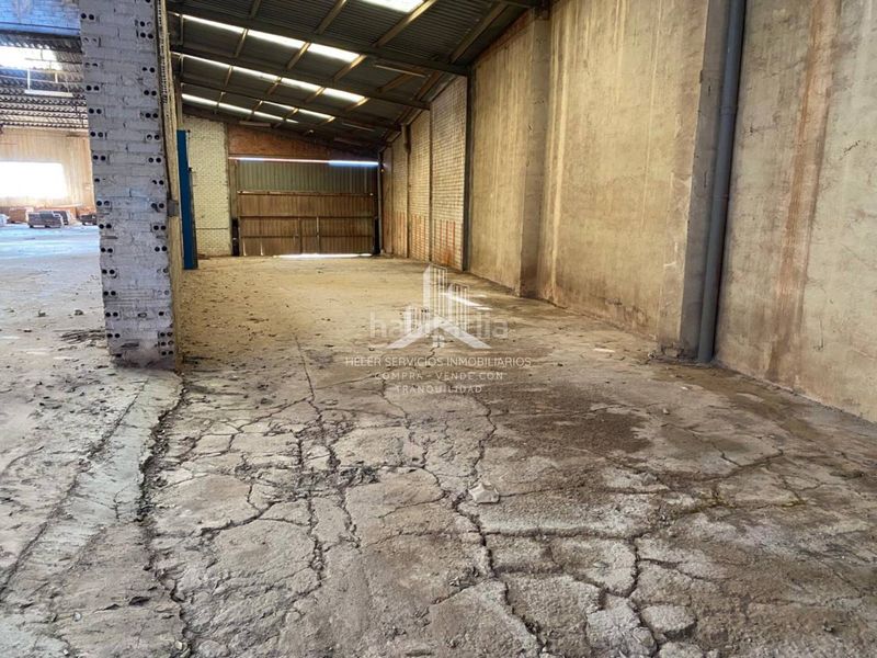 Foto 1429418b-06d2-403a-9632-dfe2292cf6a3. Nau industrial a Alcora (l´)