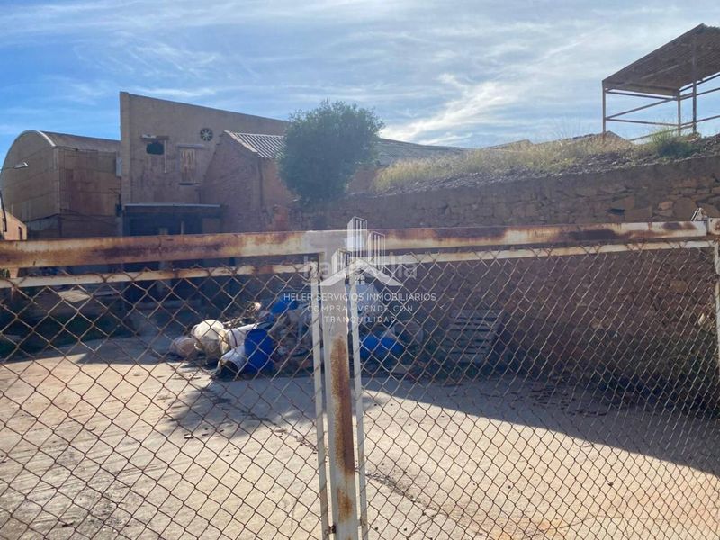 Foto 5a85e81e-0302-4a0f-9fa3-f30f5d9b3a5f. Nau industrial a Alcora (l´)