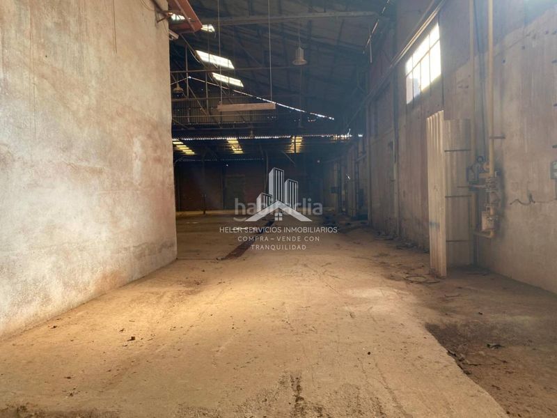 Foto 70770921-73d7-4db0-84b0-989b9887f55f. Nau industrial a Alcora (l´)