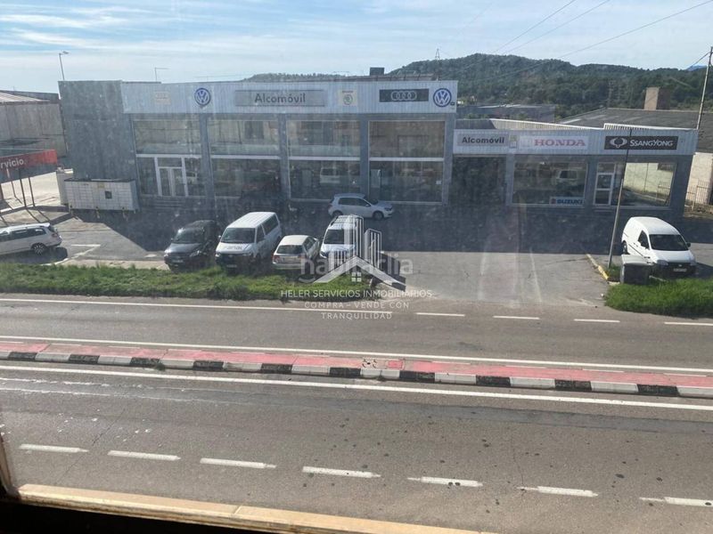 Foto 8409f8ee-6c41-43b1-9b70-2ff386c25703. Nau industrial a Alcora (l´)