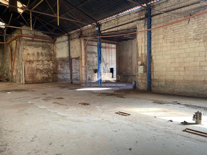 Foto 8798323d-754f-48d0-8cf5-615383d11f80. Nau industrial a Alcora (l´)