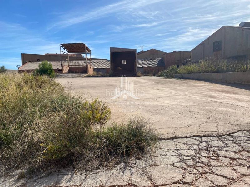 Foto ad383f14-711f-4564-a307-de0b952b4835. Nau industrial a Alcora (l´)