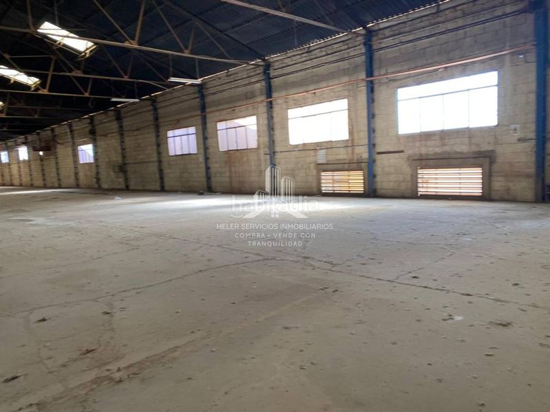 Foto c588a04e-b0c8-409f-aaef-b22ce8f4057a. Nau industrial a Alcora (l´)