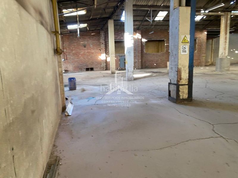 Foto d1f8e992-2539-4dda-bdc9-9eb4a4ee553a. Nau industrial a Alcora (l´)