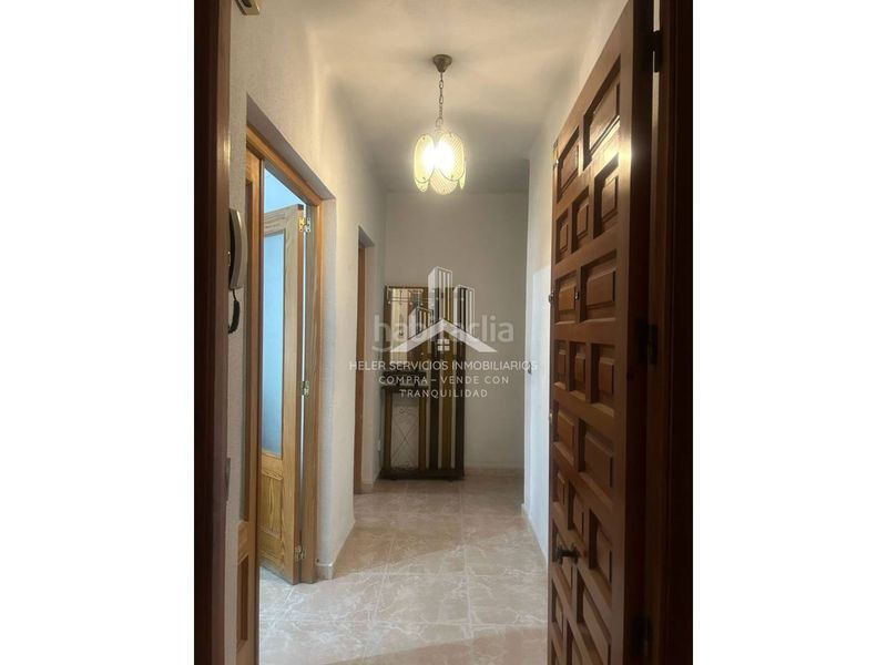 Foto efda8ad9-b3af-46eb-86d5-33600e83545b. Pis a Centro Almazora / Almassora