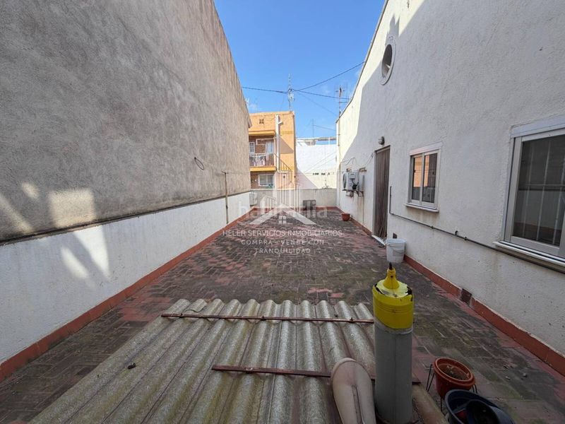 Foto 64fb78d2-f634-4894-97e8-b60b1d251a9c. House with parking in Ciutat del Transport - La Salera Castellón de la Plana