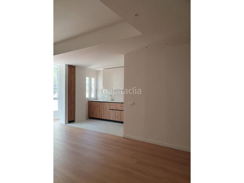 Foto 5bef3fee-8da9-4873-b99c-b5370438e097. Pis a La Roqueta Valencia