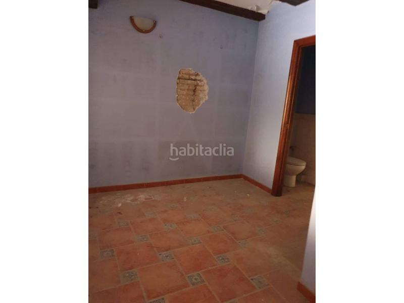 Foto 0595ce8d-69c4-431a-81ee-9cf5fd26af45. Edifici a El Mercat Valencia