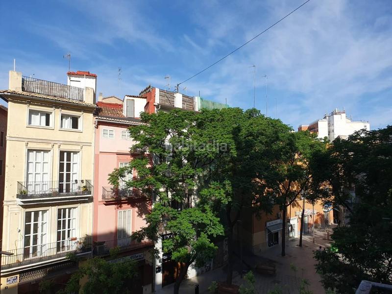 Foto 42b24009-ffeb-4c76-86c3-50776ddccd91. Edifici a El Mercat Valencia