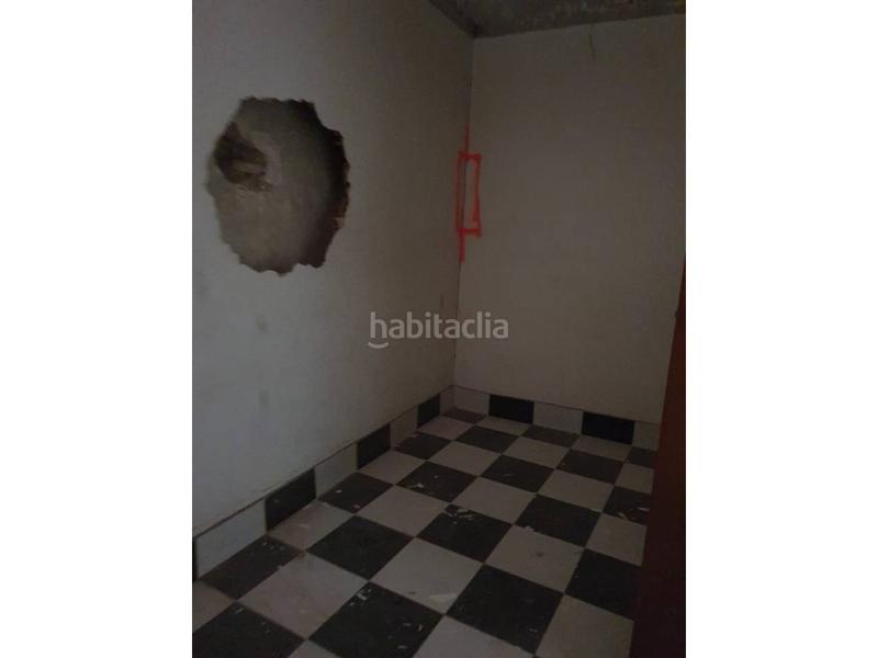 Foto 95e7cbff-78fc-447a-bbae-0c24048e0df0. Edifici a El Mercat Valencia