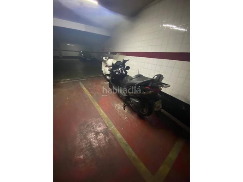 Foto 172cba26-c99b-42f9-b0bf-669382a5b3b3. Car parking in La Roqueta Valencia