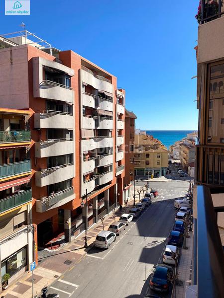 Foto c1dd54b5-5eb9-490c-b46c-4d512ba39816. Lloguer apartament a carrer la mar 21 a Campello Playa Campello (el)