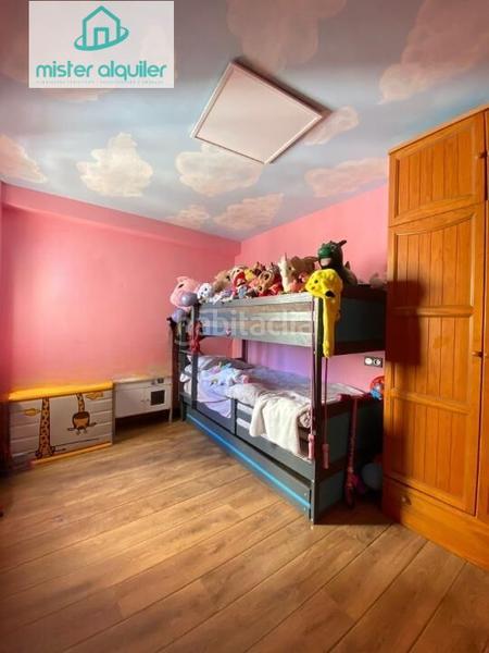 Foto c15c7cca-74e2-4641-aed2-2e3a40b7633b. Alquiler apartamento en carrer la mar 21 en Campello Playa Campello (el)