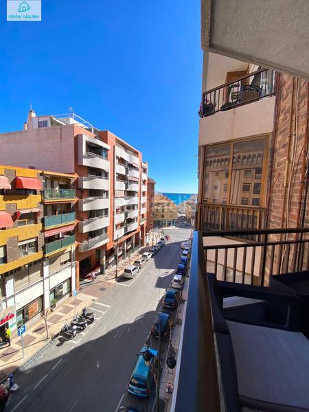 Foto 0191e155-603e-46c2-afd9-1849605f126c. Location appartement dans carrer la mar 21 dans Campello Playa Campello (el)