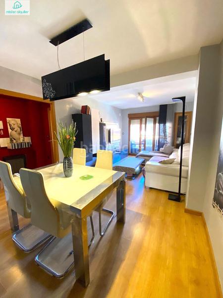 Foto 680bf489-39a7-4d85-8d20-cf117b6ed8a1. Location appartement dans carrer la mar 21 dans Campello Playa Campello (el)