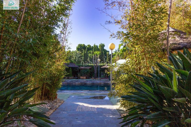 Foto 08f4c4b9-49c6-4b18-9662-21b8a19820f0. Casa amb calefacció aparcament piscina a Santa Faz Alicante