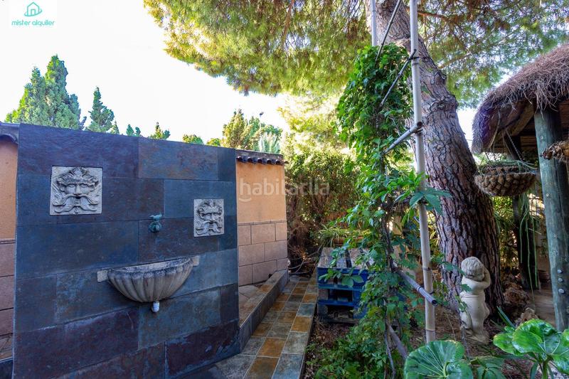 Foto 1994555d-ce8c-4377-b4e5-a8e925f3254a. Casa amb calefacció aparcament piscina a Santa Faz Alicante