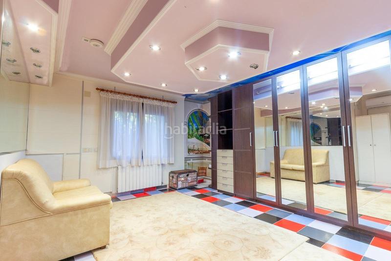 Foto 1dd10182-3fd4-4d28-ae39-53dda93813ea. Casa amb calefacció aparcament piscina a Santa Faz Alicante