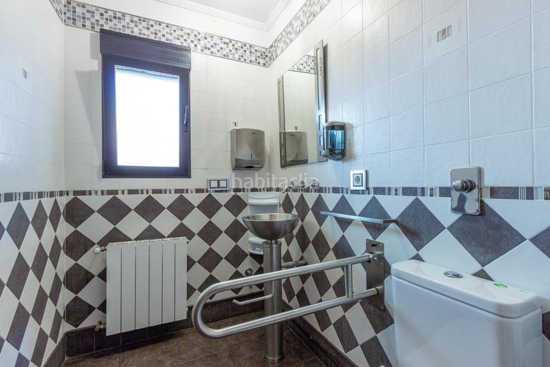 Foto 3adfdd65-7f8c-4876-9b88-8c9e4c5e991f. Casa amb calefacció aparcament piscina a Santa Faz Alicante