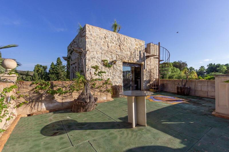 Foto 444a53dd-2e9c-4c7b-88af-777a722f1866. Casa amb calefacció aparcament piscina a Santa Faz Alicante