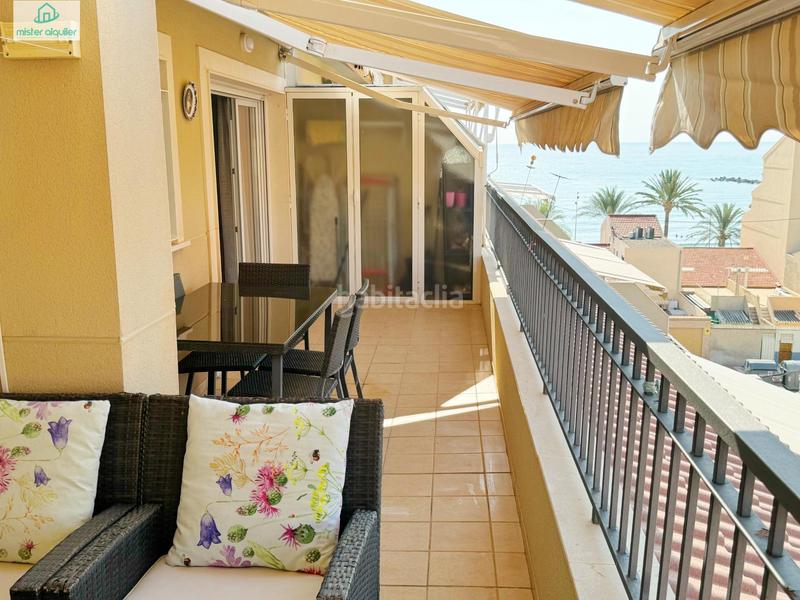 Foto a701805b-5235-458f-b625-3a2b4ba27a6a. Alquiler ático en calle colon 8 precioso apartamento atico duplex vistas al mar en Campello (el)