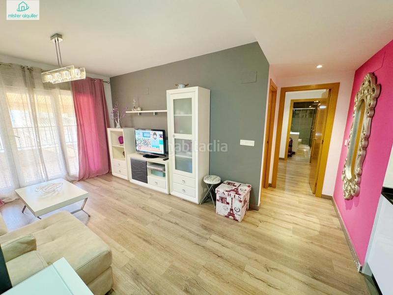 Foto ecec659e-e5ed-4b89-a5f7-97d7b412bf72. Alquiler ático en calle colon 8 precioso apartamento atico duplex vistas al mar en Campello (el)