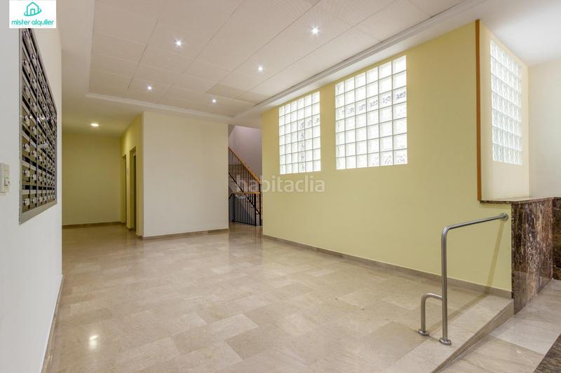 Foto 444e003d-7c27-466c-8e75-16b8f26dfe0c. Location attique dans calle colon 8 dans Campello Playa Campello (el)