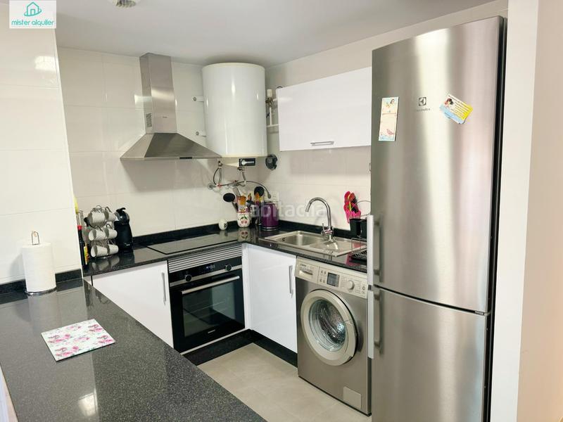 Foto 73fbbdbc-4920-499f-87aa-e4c0bf8b2392. Location attique dans calle colon 8 dans Campello Playa Campello (el)