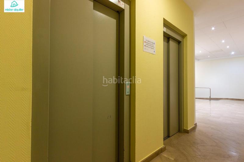 Foto 7432ef4b-c788-429b-b00d-47754ca2c2b2. Location attique dans calle colon 8 dans Campello Playa Campello (el)