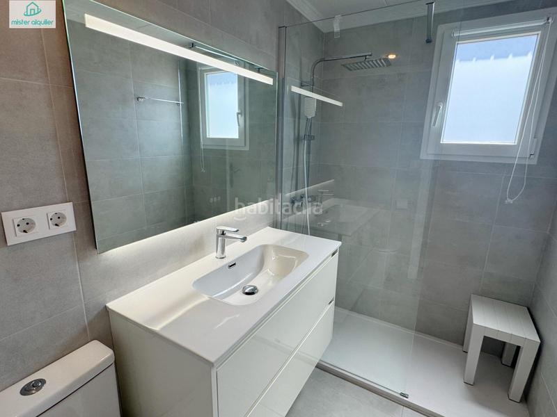 Foto f0d684df-e916-4bc1-9d56-2a5149241787. Affitto piccolo appartamento in avenida belgica 5 in Benidorm