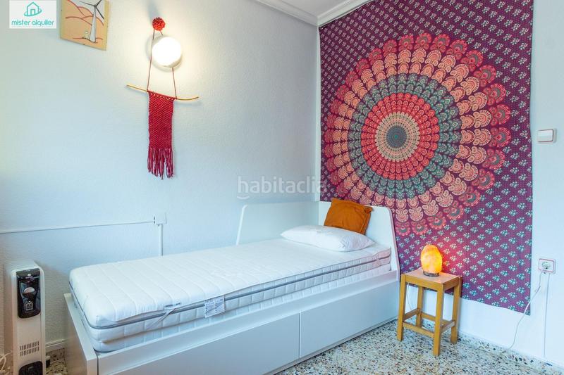 Foto 5b15a612-f3dc-487c-a6b8-2a05e83f1f1b. Location appartement dans calle elche 10 dans Campello Pueblo Campello (el)