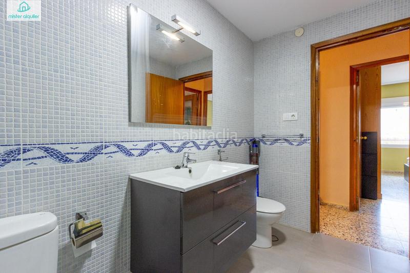 Foto 96a956f8-e4fe-47ef-9b44-c3c3e306b275. Location appartement dans calle elche 10 dans Campello Pueblo Campello (el)