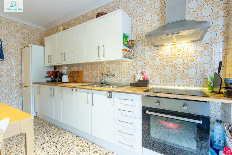 Foto e595eca8-7afc-4cd5-8c4f-9a7a6240872d. Location appartement dans calle elche 10 dans Campello Pueblo Campello (el)