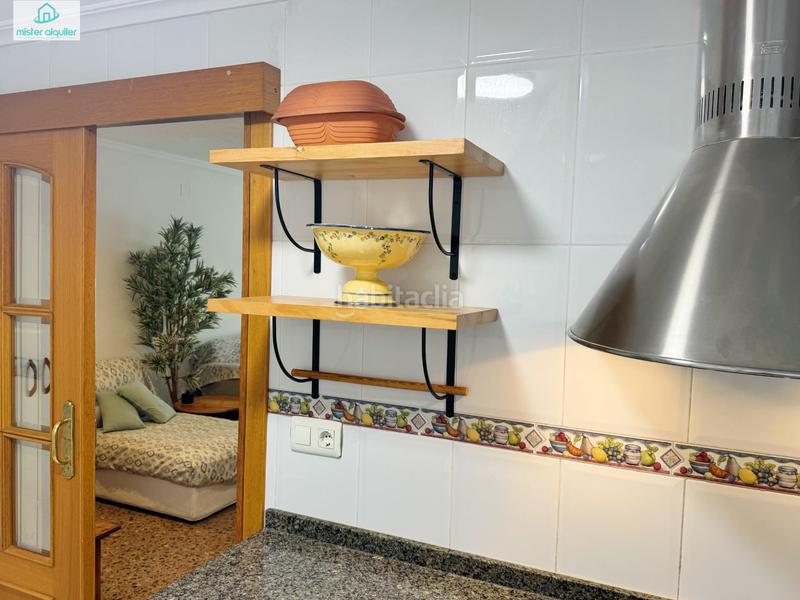 Foto 3cb1ff01-a04a-478b-9fb4-fa59f758b9ee. Location appartement dans calle sant bartolomeu 128 dans Campello (el)
