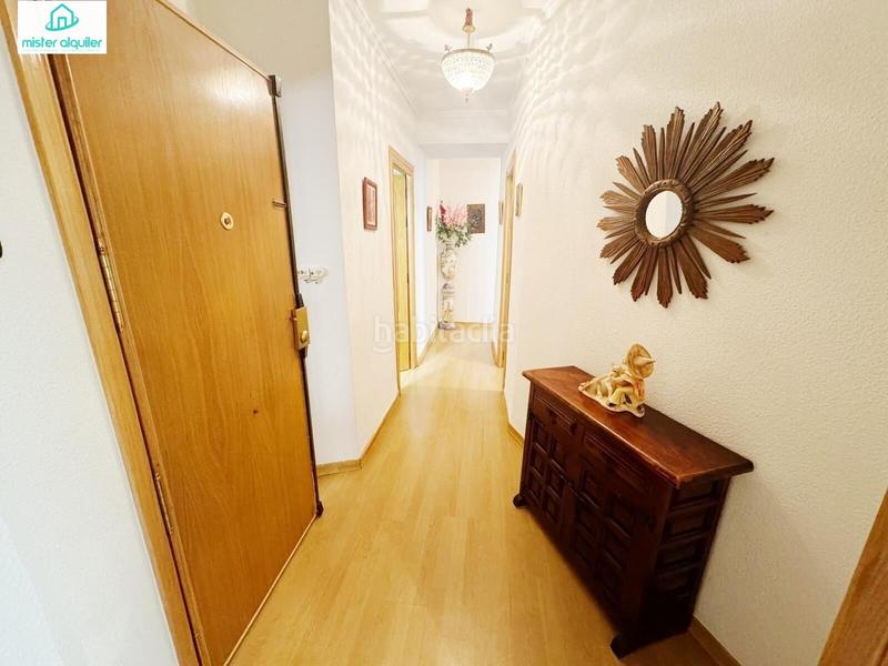 Foto 8f93ef48-143c-4fb6-b5c2-e182fbadcb11. Location appartement dans calle sant francesc 12 dans Campello (el)