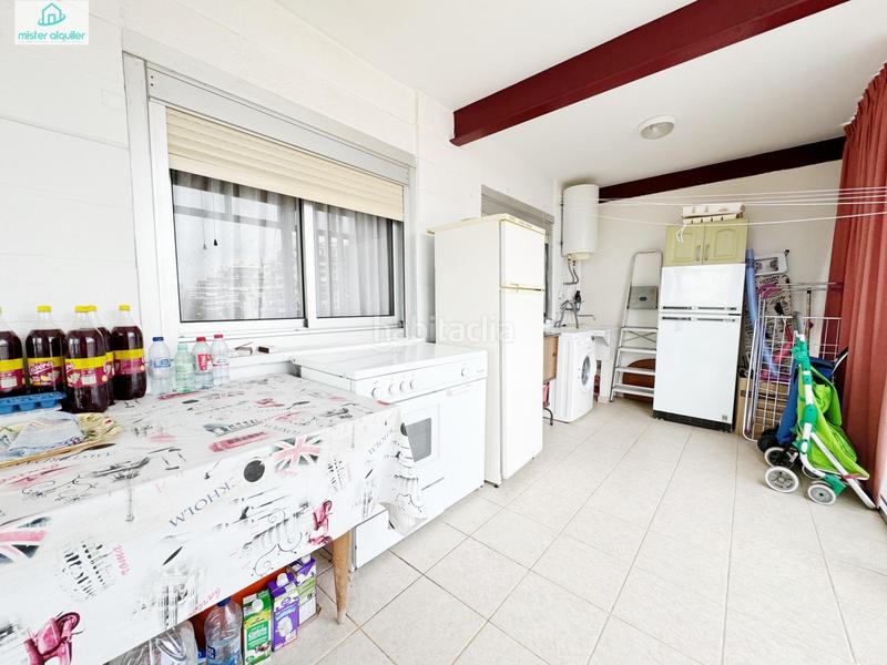 Foto 94616aab-98c9-4a33-a536-00b0a425b399. Rent apartment in niza 30 in Playa de San Juan Alicante