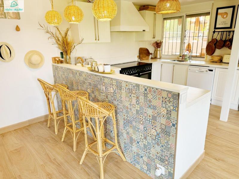 Foto 91725676-125d-43e0-801b-549bc093a7ae. Alquiler chalet extraordinario chalet de montaña con vistas al mar vivienda para nómadas y turismo termal en Aigües