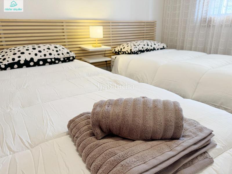Foto 7962721e-3a25-4dd8-88a8-af3ce066ef16. Alquiler apartamento en calle ruperto chapi 4 en Campello Playa Campello (el)
