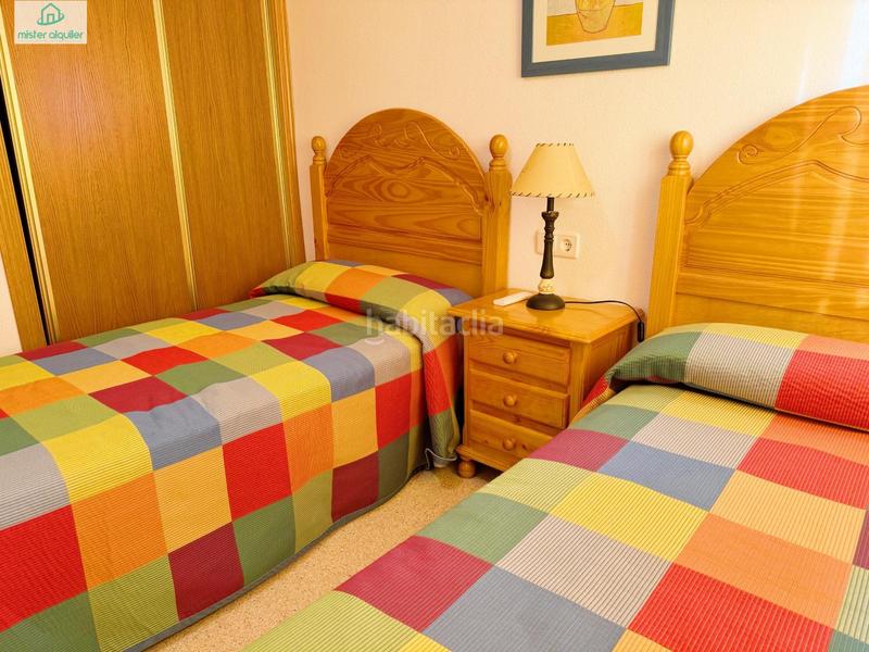 Foto f7b6adee-8c06-4c70-9970-1061f7fe5618. Alquiler apartamento en jaume i el conqueridor 3 en Campello (el)