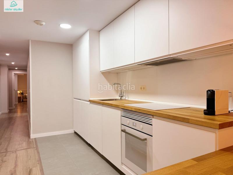 Foto 06224b21-1046-4227-aeb3-c443165d1bc8. Affitto attico in colon 8 in Campello Playa Campello (el)