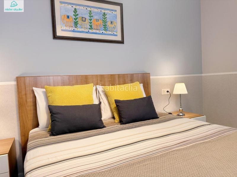 Foto 85d2a406-5664-4137-ad4b-b4cc2c70737a. Location attique dans colon 8 dans Campello Playa Campello (el)