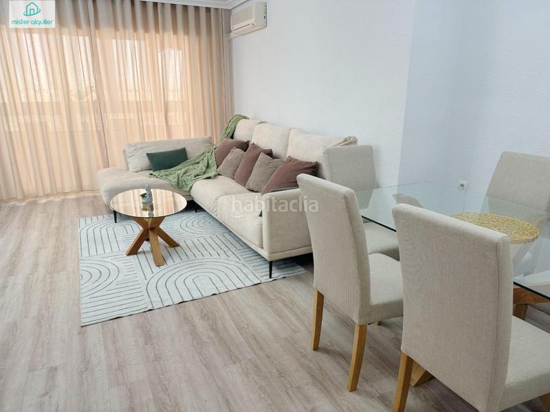 Foto 41ae4d9b-f89d-4865-98fd-c506545b459d. Lloguer apartament a calle colon 12 b a Campello Playa Campello (el)
