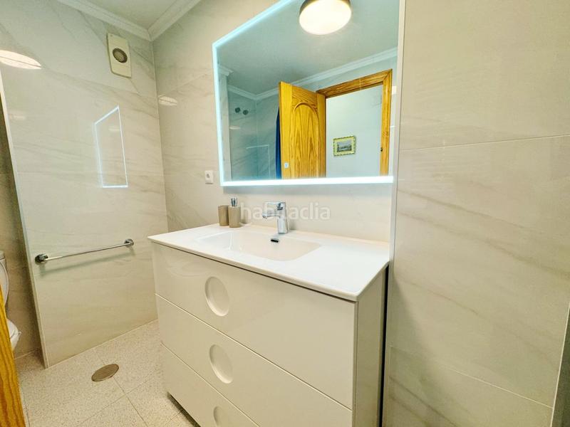 Foto 02929cdb-6149-4b2f-a41c-8923b870da7a. Miete appartement in calle colon 12 b in Campello Playa Campello (el)
