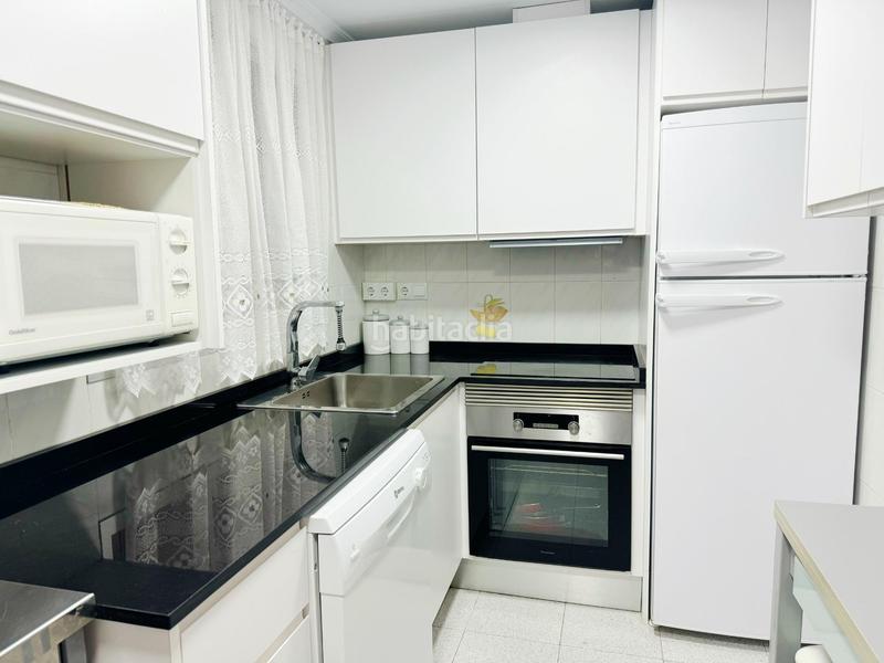 Foto 73747c58-3720-42dd-95de-053b41ecf63d. Miete appartement in calle colon 12 b in Campello Playa Campello (el)