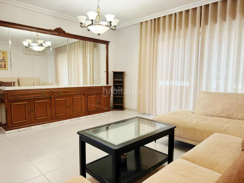 Foto 790b6acf-f4a2-4d0d-ba9b-142ec1386a4a. Miete appartement in calle colon 12 b in Campello Playa Campello (el)