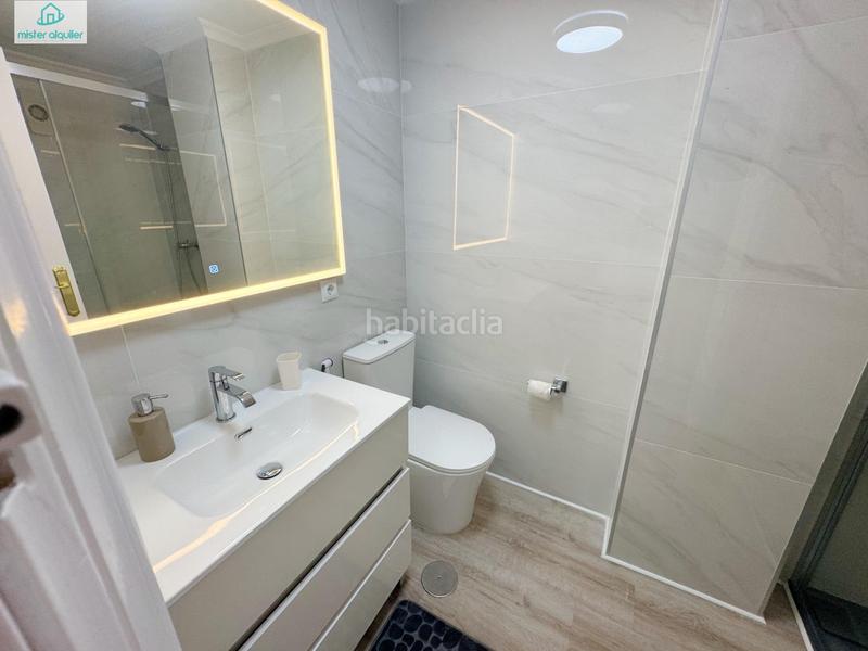 Foto 89246876-0ff7-4570-bd47-90c930058c08. Miete appartement in calle colon 12 b in Campello Playa Campello (el)