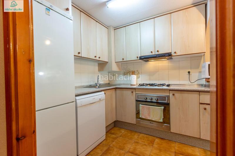 Foto 4d0676c2-f104-4fb5-b4e6-6a63794671eb. Miete reihenhaus in avenida almadraba 9 in Pueblo Español-Coveta Fumá Campello (el)