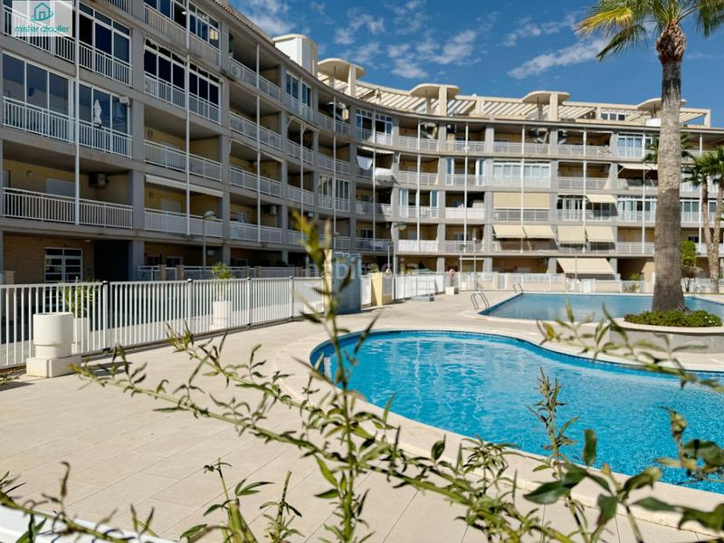 Foto 8276f4d2-bbf6-4ad8-bf52-d9e12adf6ac2. Lloguer apartament a xorrutella de la 1 a Pueblo Acantilado-Lanuza Campello (el)